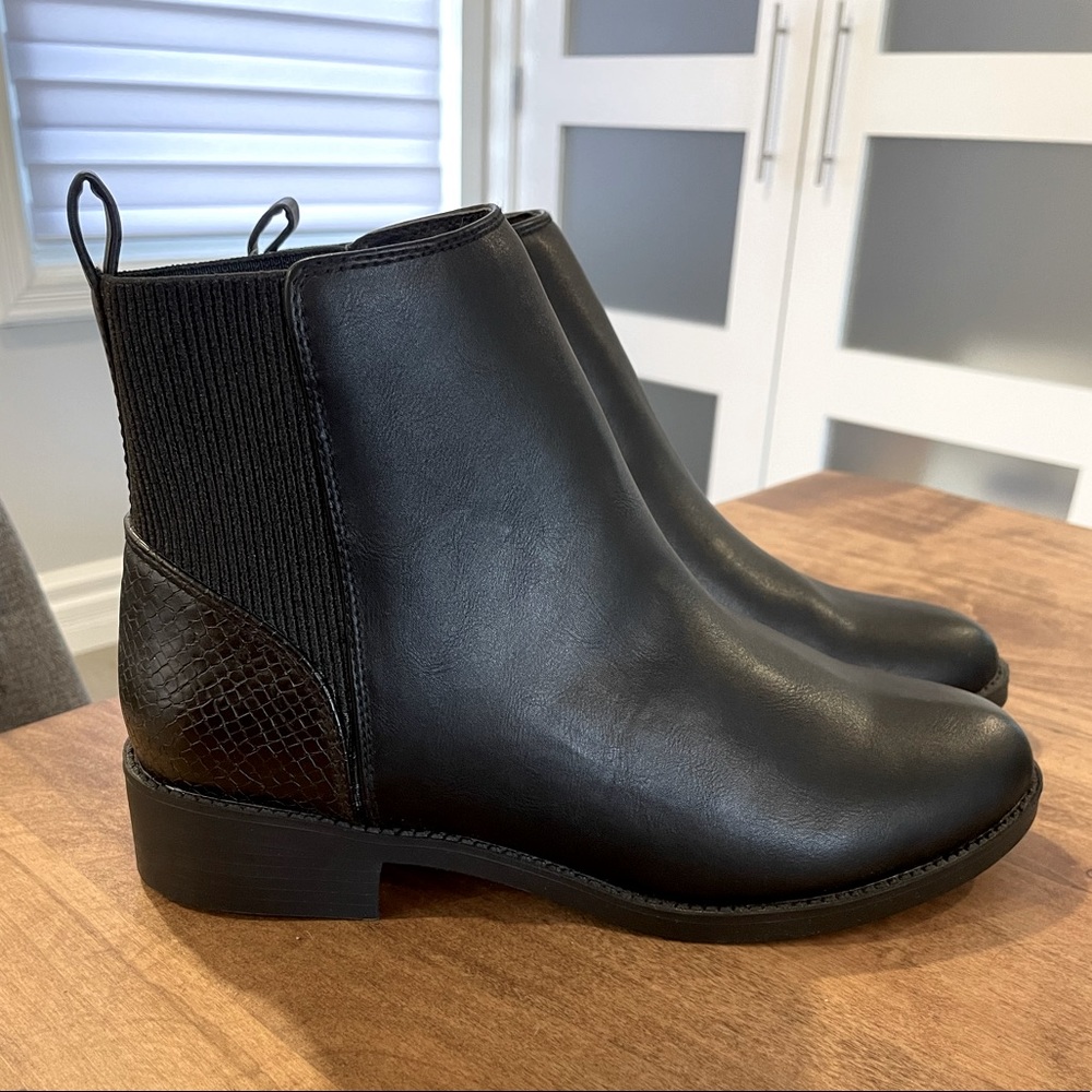 Black Chelsea Boots